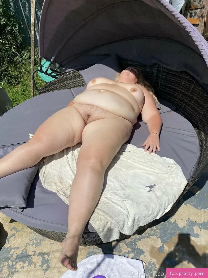 adelesexyuk - Photo #16