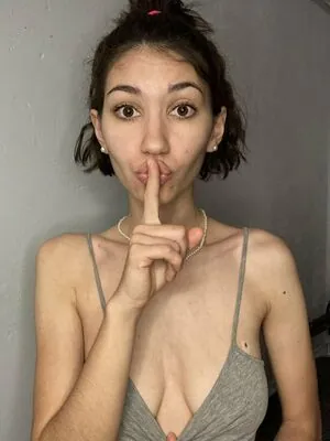 adorable_dina_official