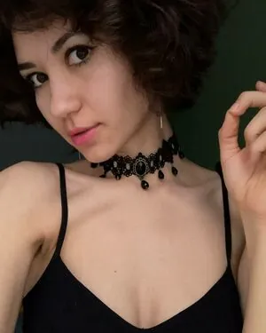 adorable_dina_official