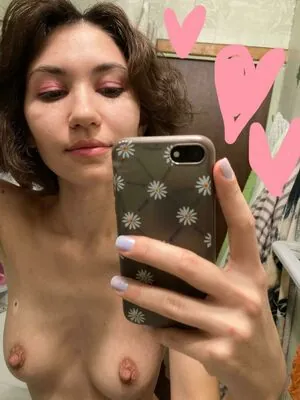 Adorable_dina