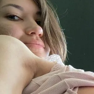 Adorable_dina