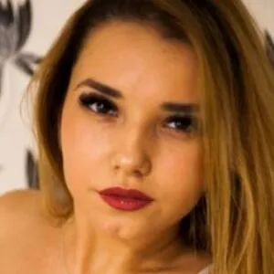 Alessa Divine