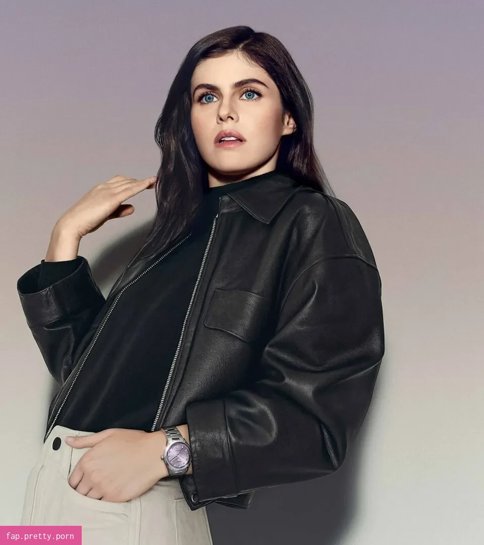 Alexandra Daddario - Photo #52