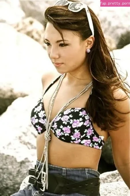 Allie Dimeco - Photo #01