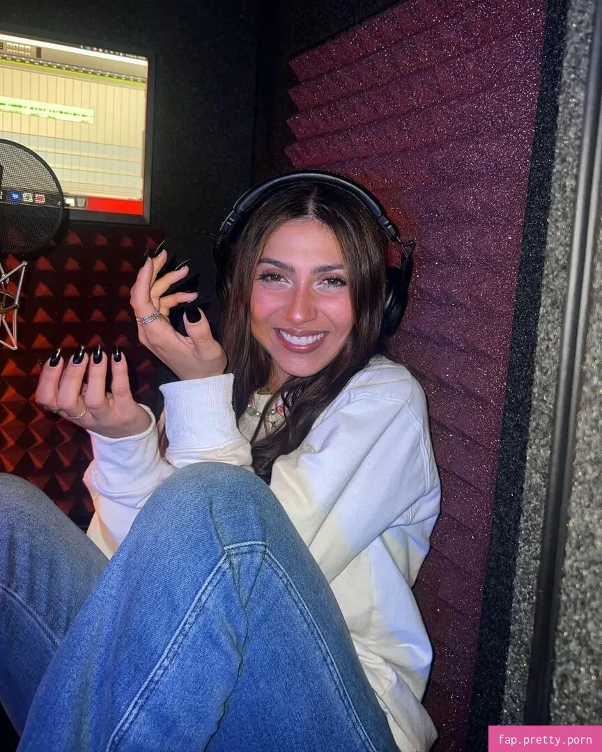 Alondra Delgado - Photo #43