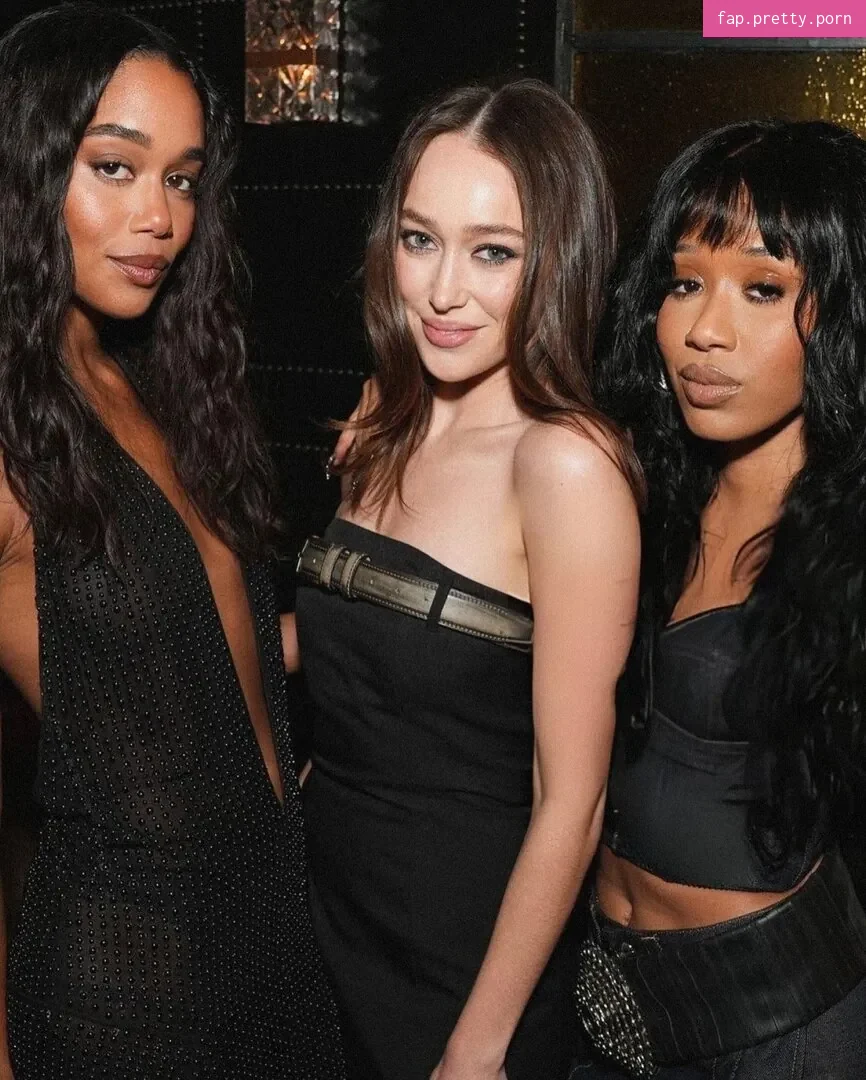 Alycia Debnam Carey - Photo #44