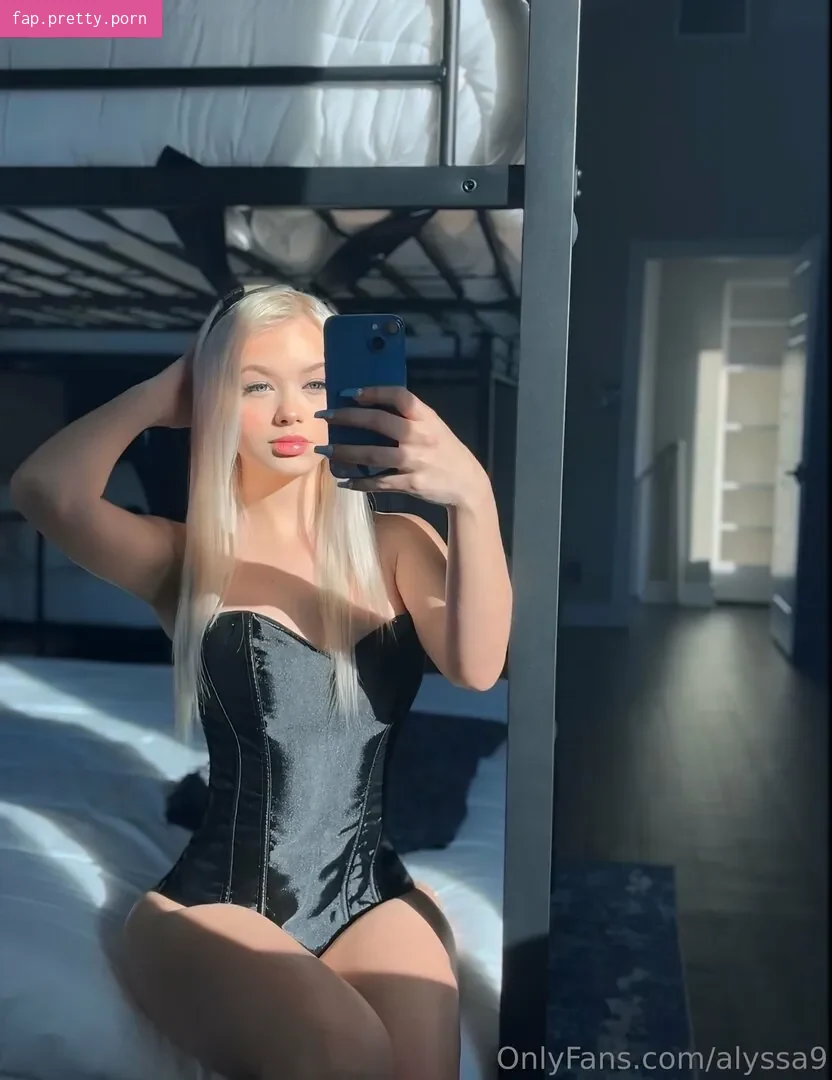 Alyssa Devyn - Photo #07