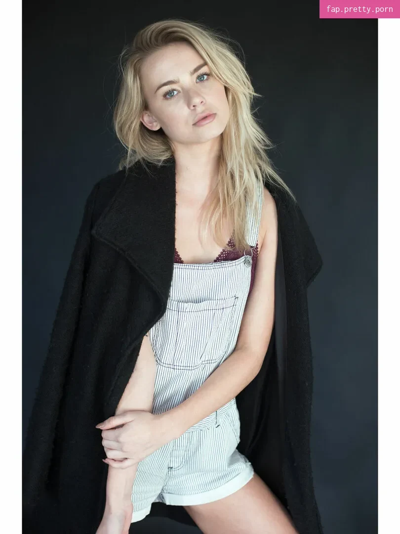 Amber Davis - Photo #19