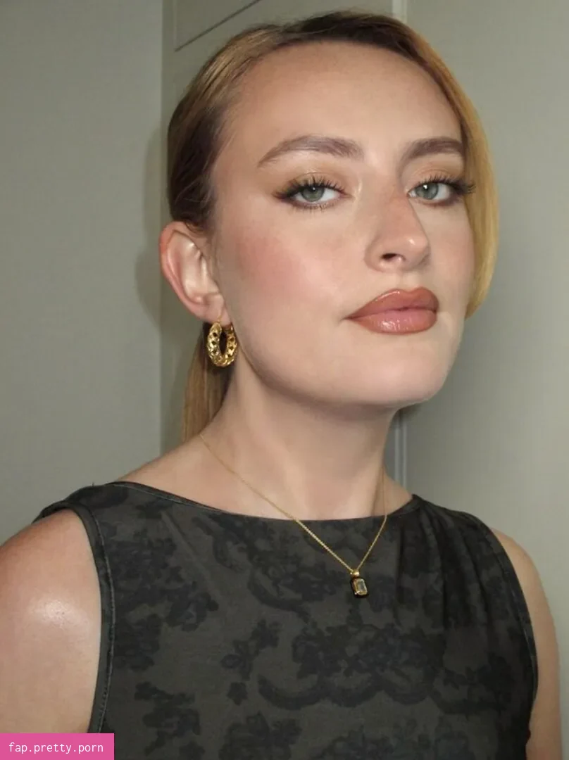 Amelia Dimoldenberg - Photo #69