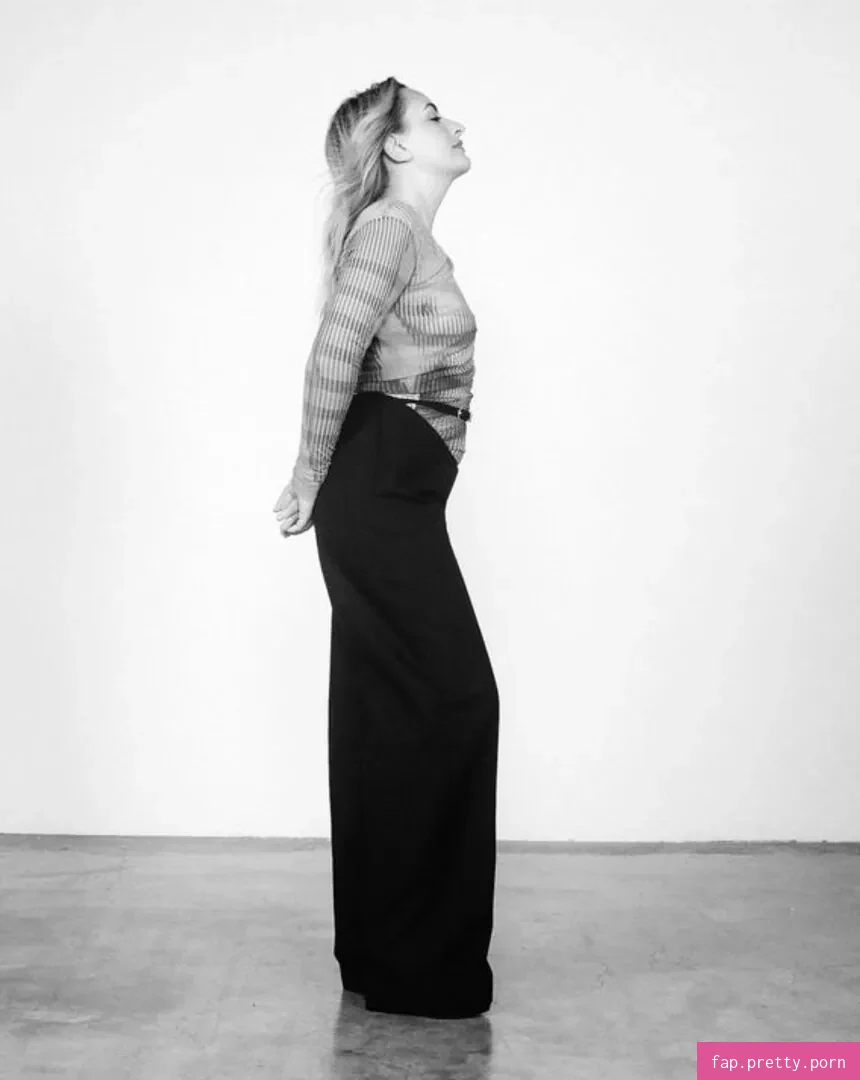 Amelia Dimoldenberg - Photo #64