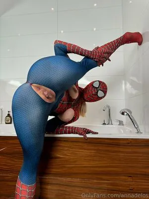 anna delos / annadelosshow / Flexiblewhore