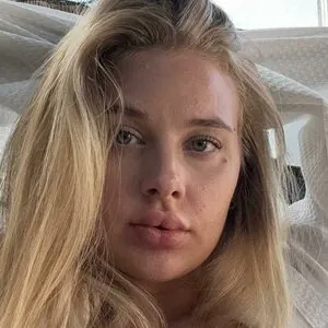 Aurora Delph / aurora_cutest / aurorabe_likeme