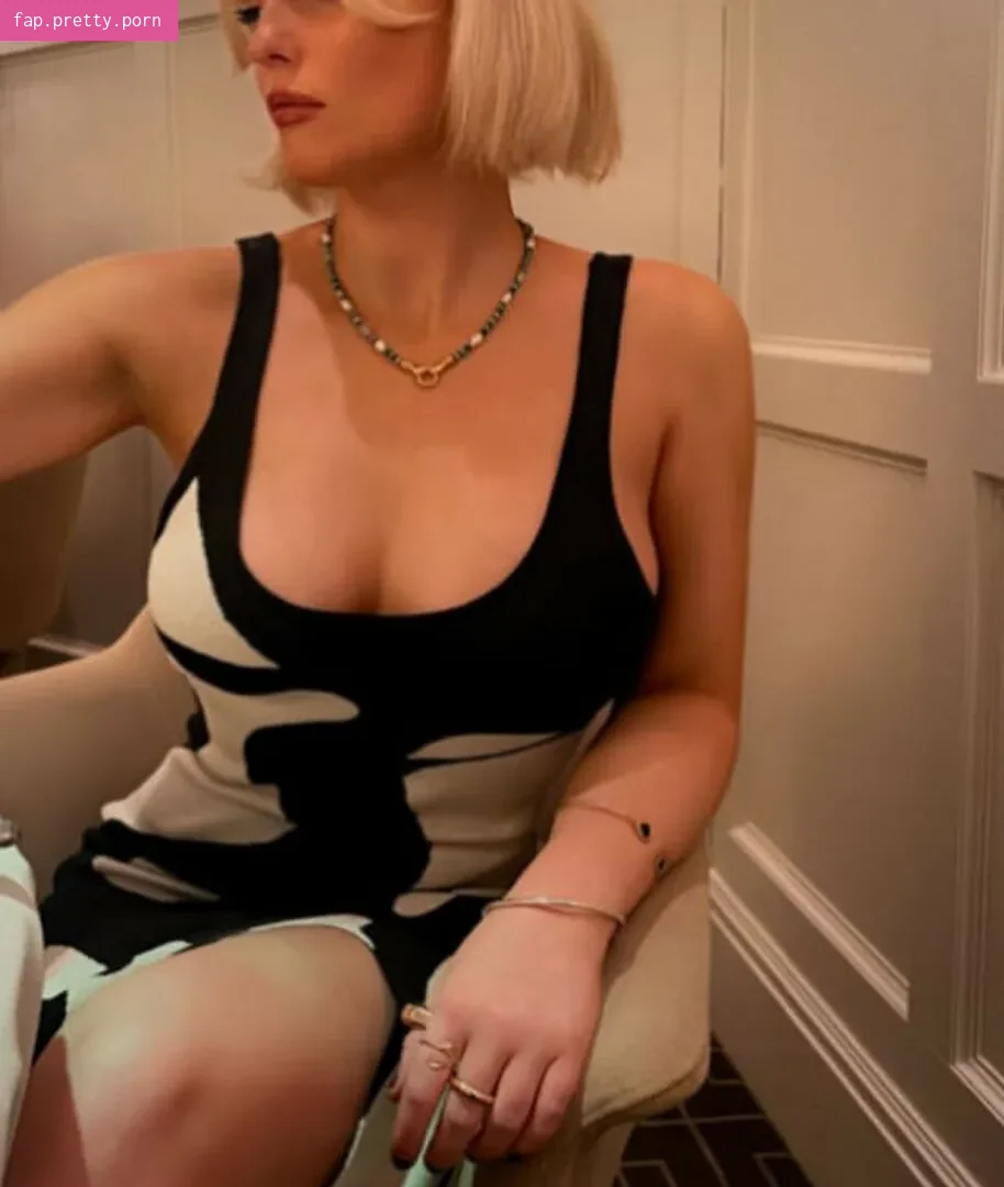 Amelia Eve Gibson - Photo #38