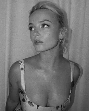 Amelia Eve Gibson