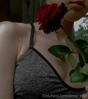 anna_ellie