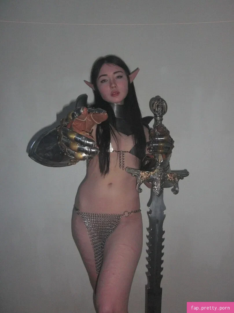 Armoured Elf - Photo #16
