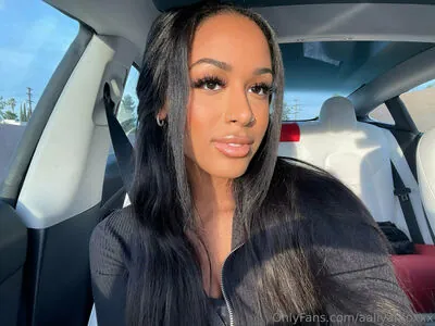 Aaliyah Foxxx