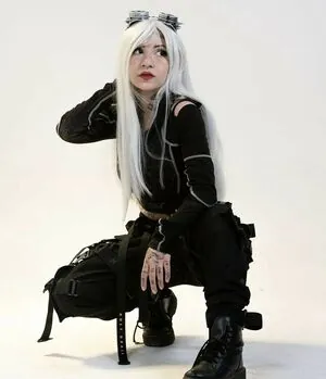 Aline Fox