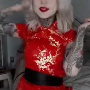 Aline Fox
