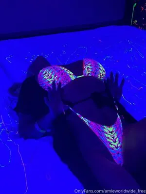 amieworldwide_free