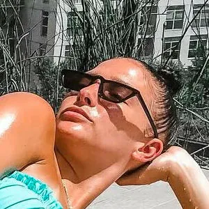 Andrea Fox