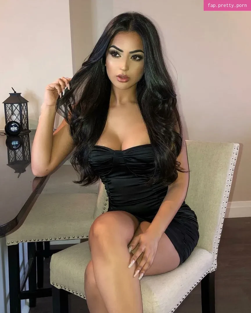 Aneeqa Farid - Photo #16