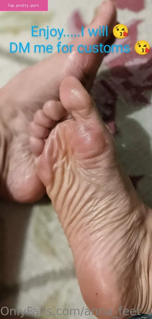 anna_feet_crush_vore - Photo #36
