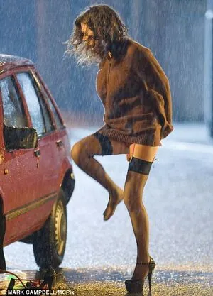 Anna Friel
