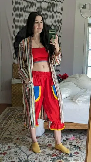 Aella_Girl