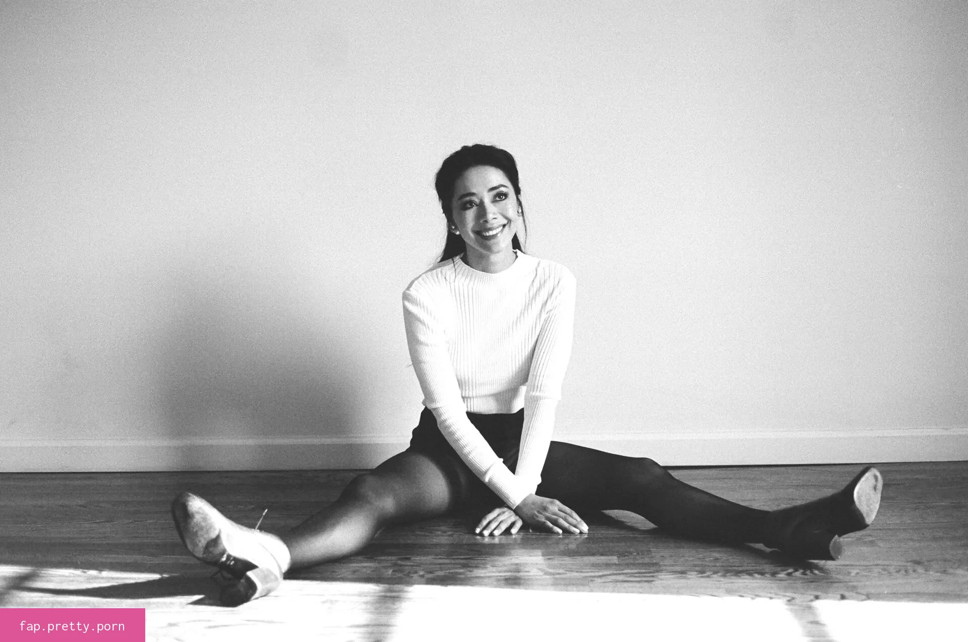 Aimee Garcia - Photo #29