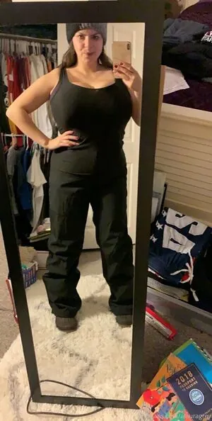 Alaura Grey