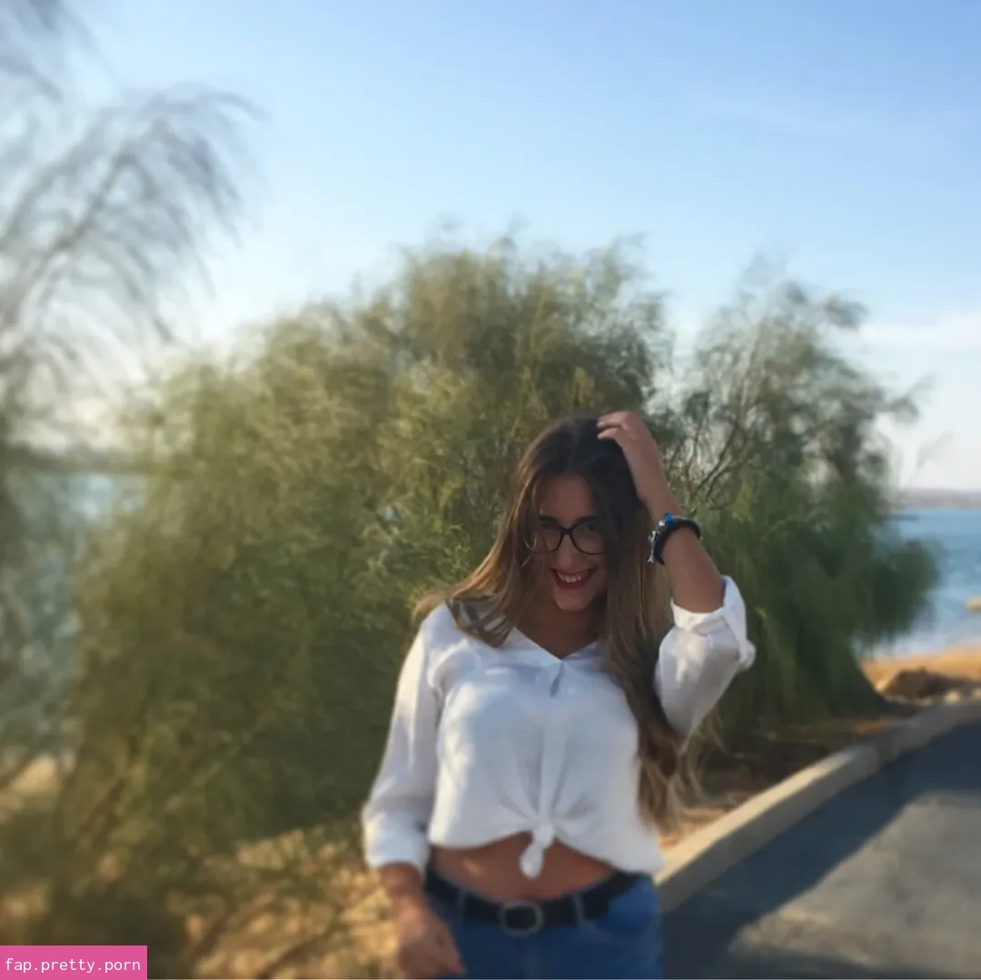Alba Guerrero - Photo #04