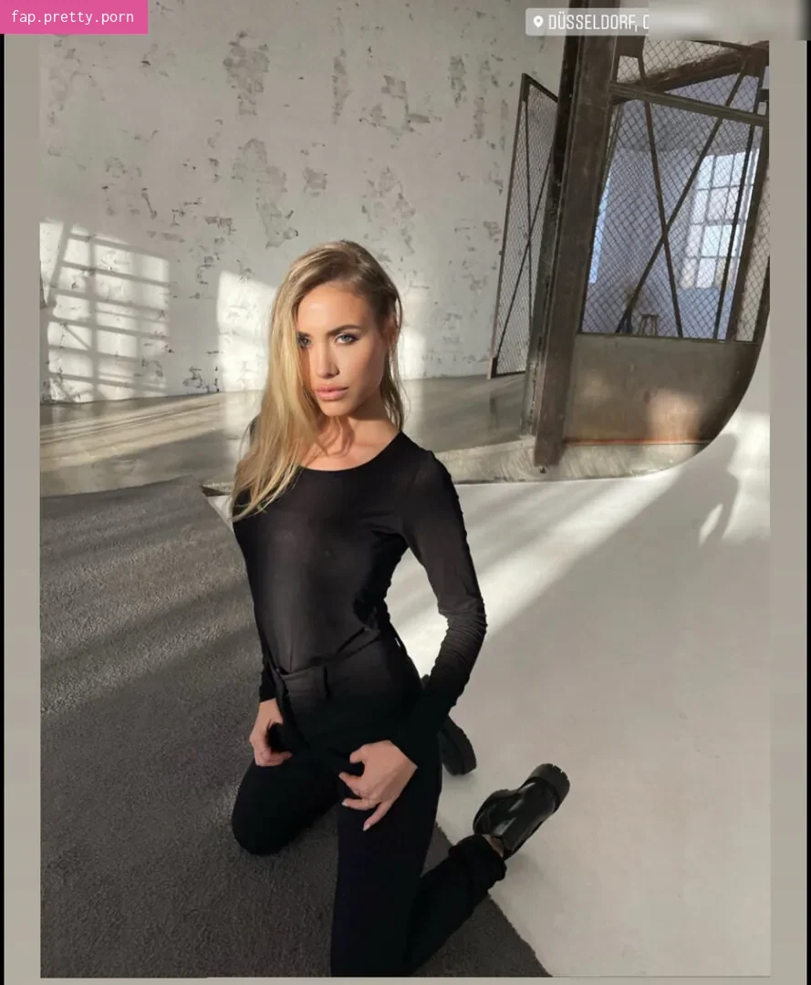 Alena Gerber - Photo #22