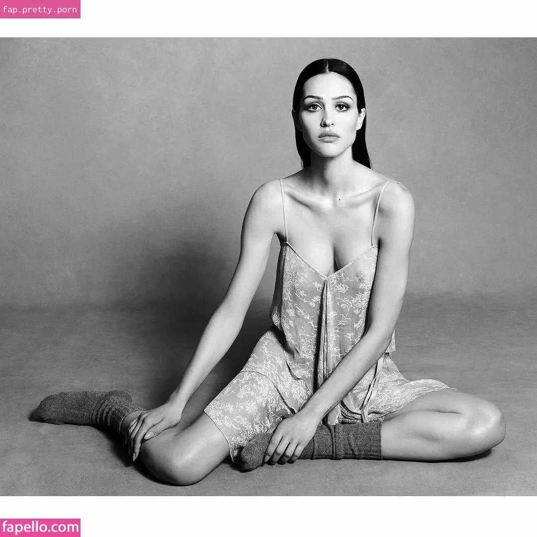 Amelia Gray Hamlin - Photo #85