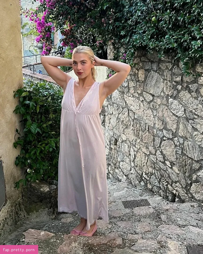 Anais Gallagher - Photo #42