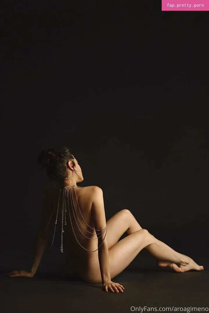 Aroa Gimeno - Photo #06