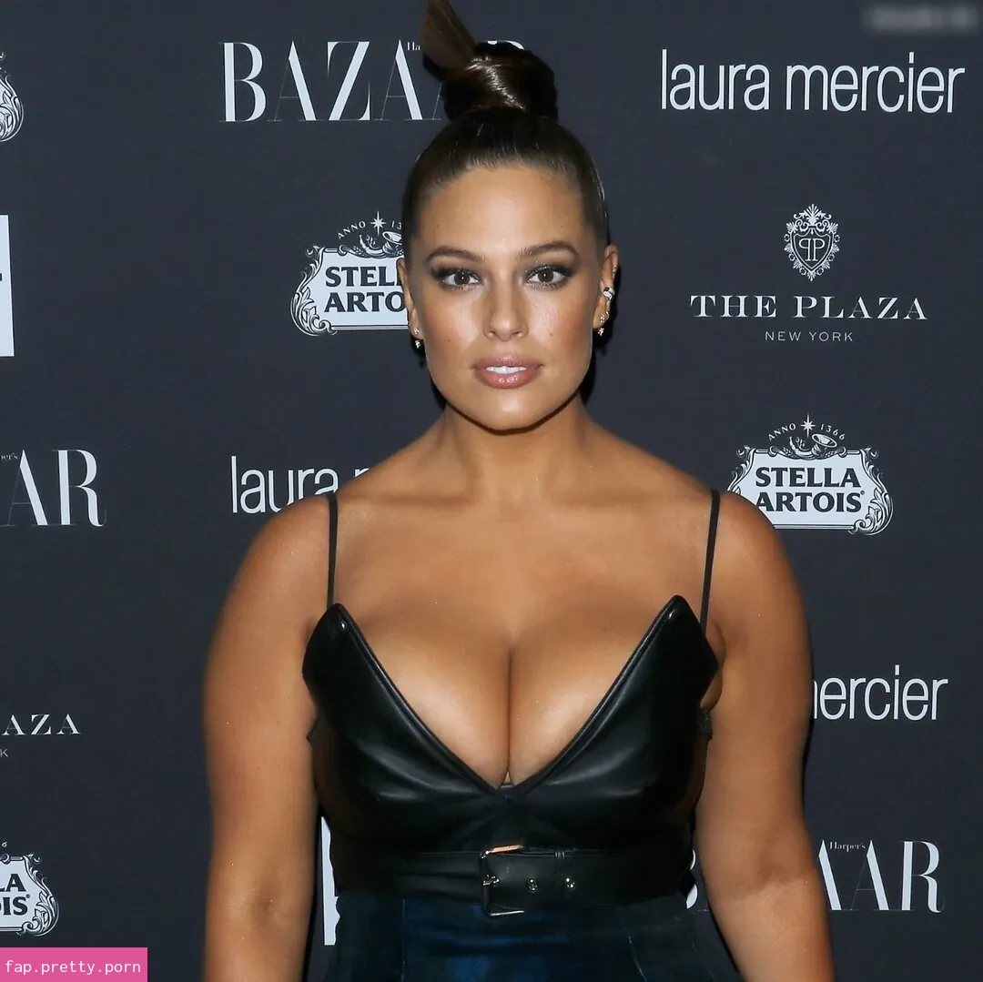 Ashley Graham - Photo #26