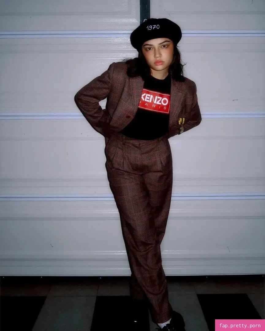 Avani Gregg - Photo #03