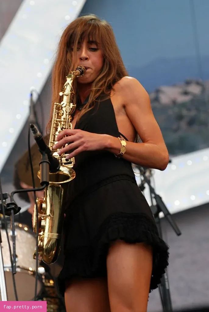Abi Harding - Photo #10