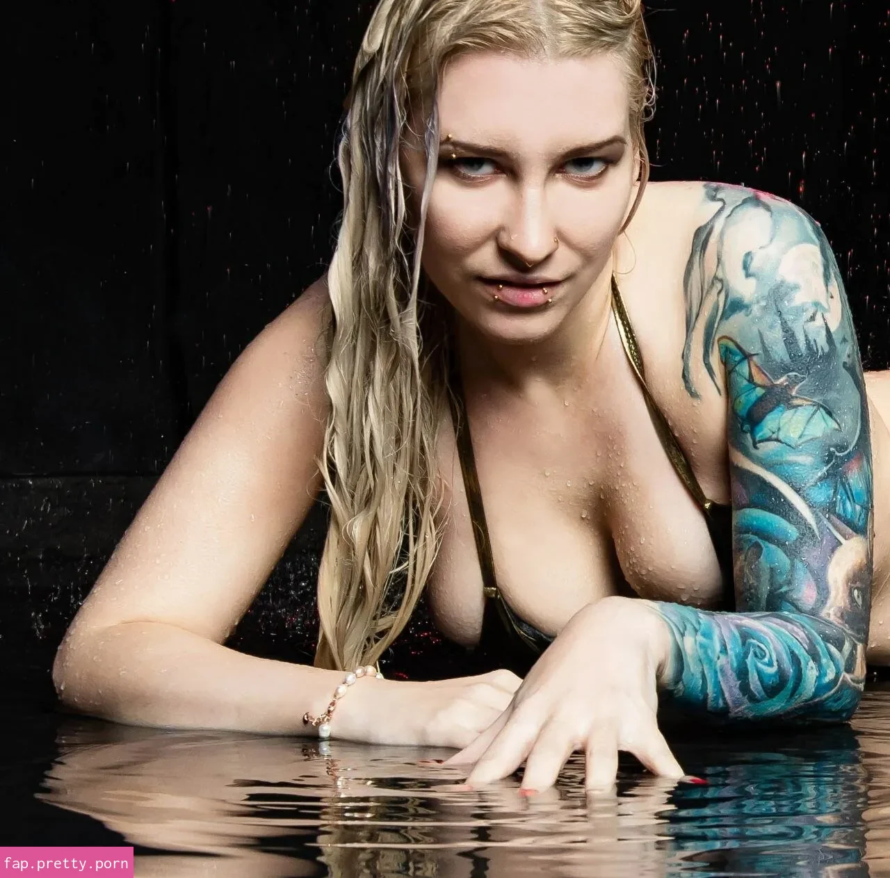 Alice Hardy - Photo #11