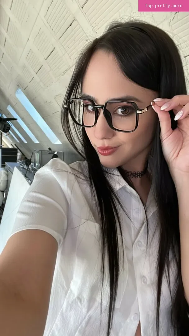 Alice Hernandez - Photo #16