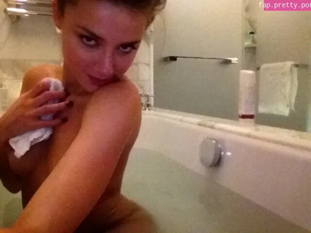 Amber Heard - Photo #29
