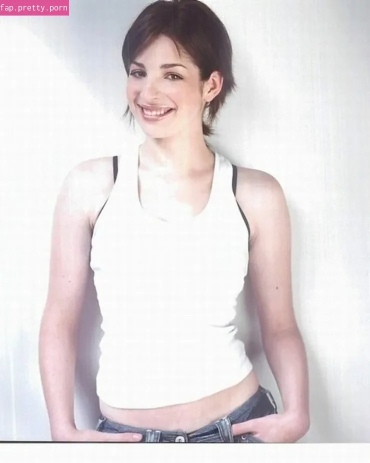 Anna Hopkins - Photo #22