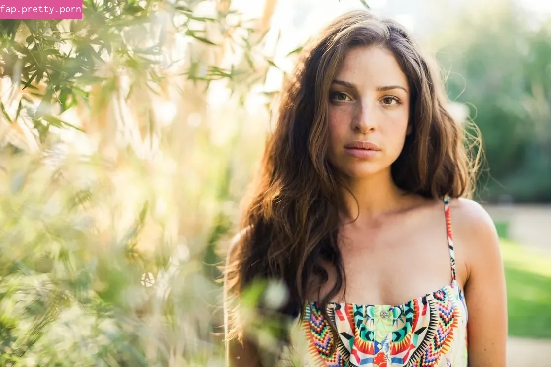 Anna Hopkins - Photo #29