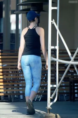 Anne Hathaway