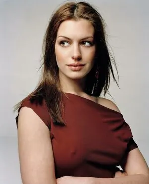 Anne Hathaway