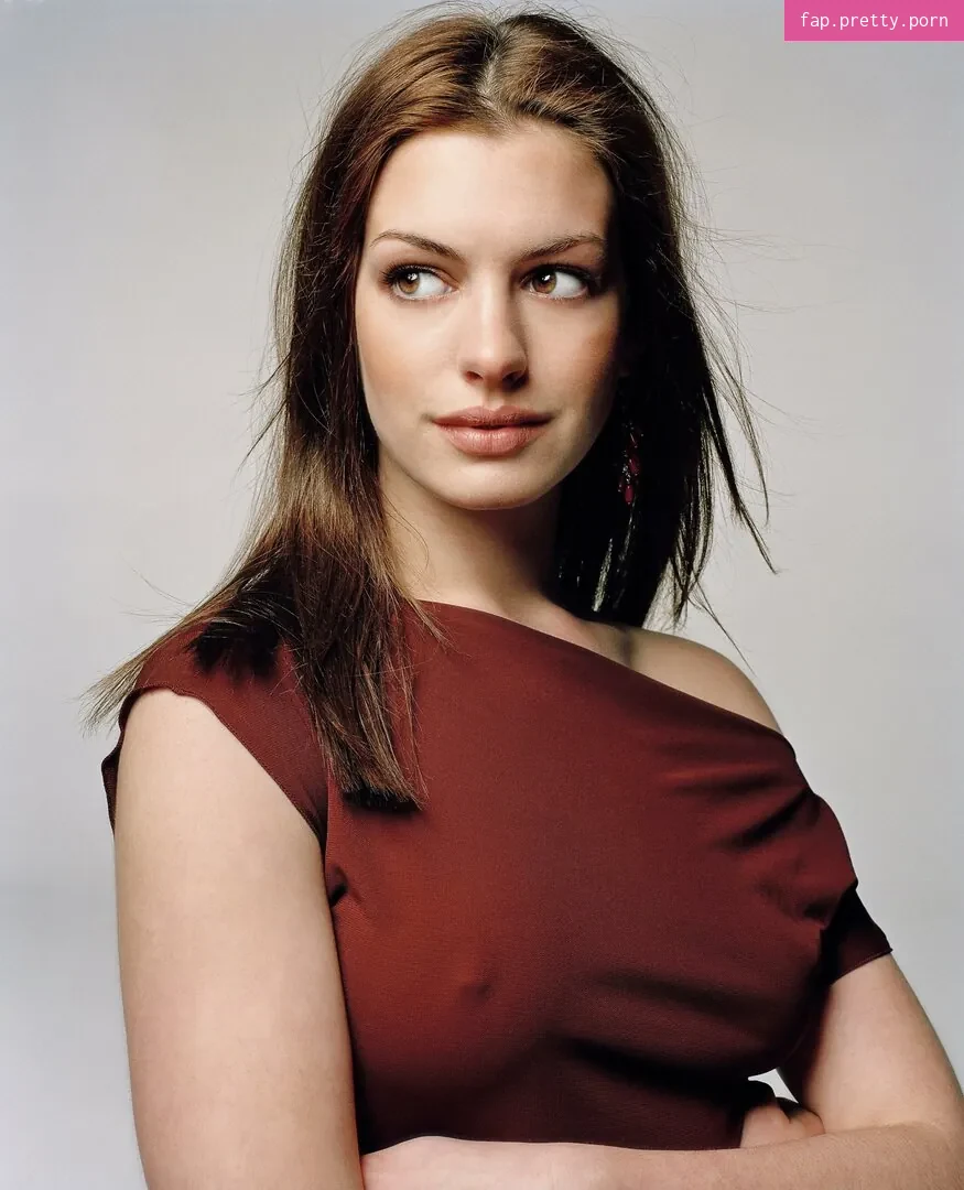 Anne Hathaway - Photo #31