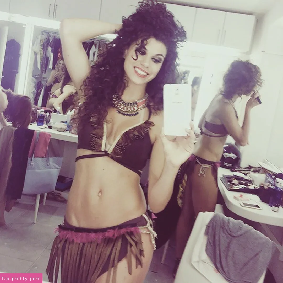 Ariadna Hafez - Photo #34