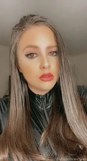 ava_hadley