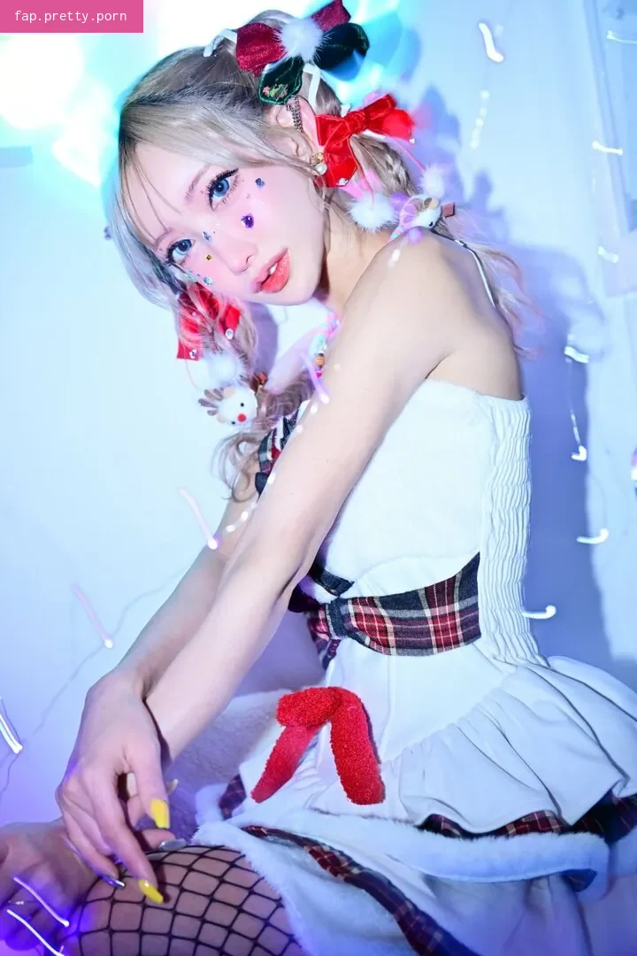 AIKA - Photo #91
